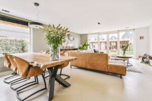 Gietvloer in de eetkamer